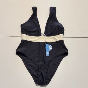 Cupshe Black and Cream Women's Swimsuit NWT medium